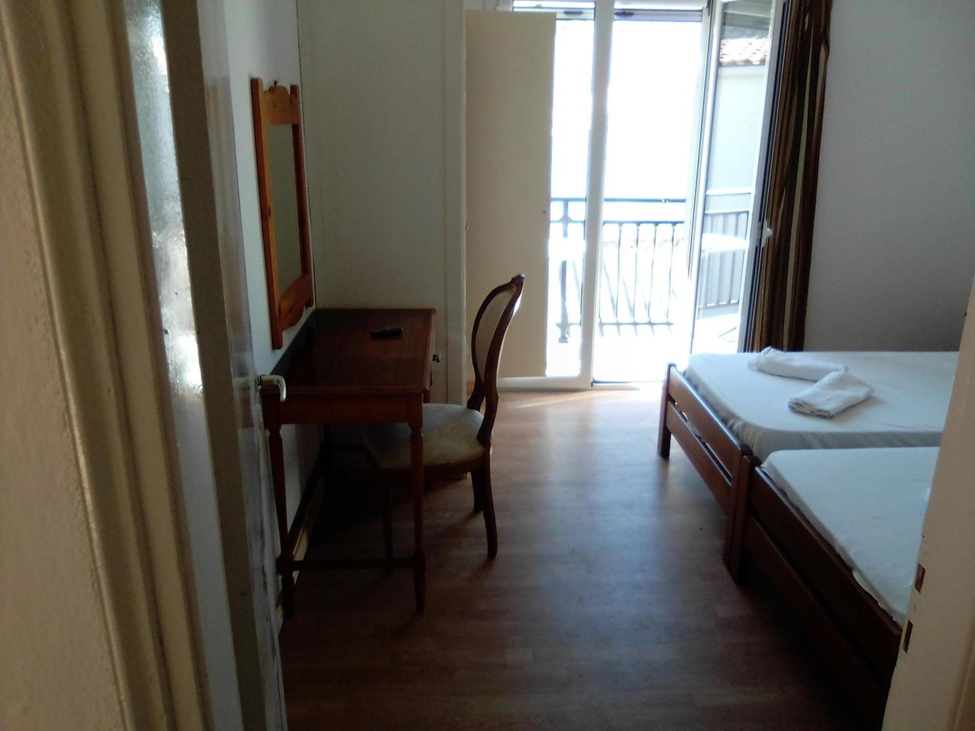Georgia Beach Apartments Mesongí Eksteriør bilde